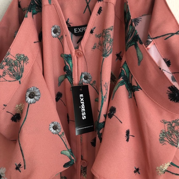 Express floral off-the-shoulder blouse-NWT - Picture 3 of 5